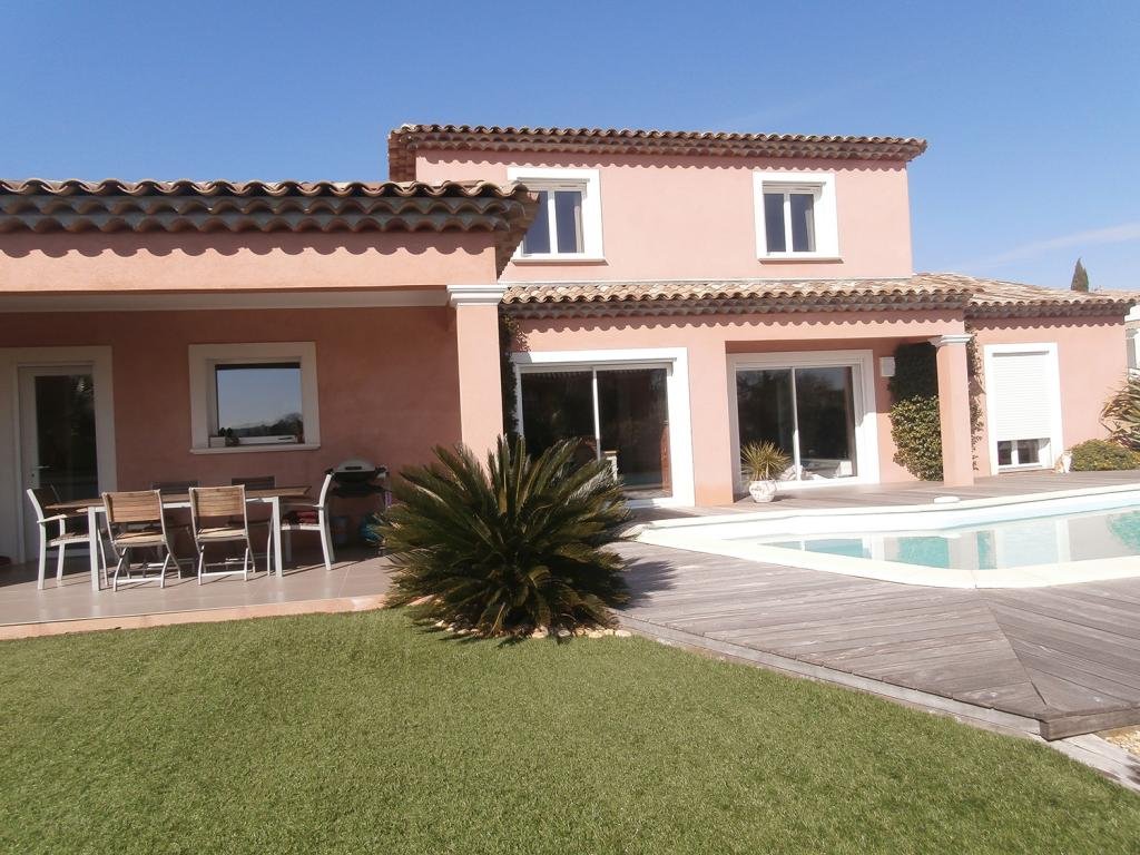 nettoyage fa&ccedil;ade fr&eacute;jus